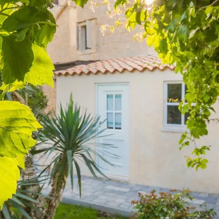 Pauletta 아파트 *